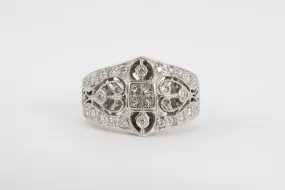 18k White Gold 0.50tcw Diamond Ring Size 6 (7.96g.)