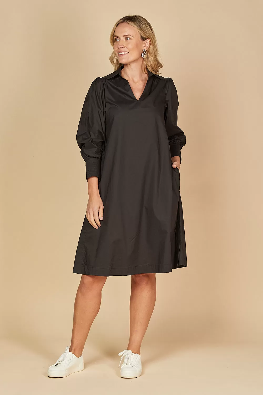 Blaine Collared Poplin Dress in Black