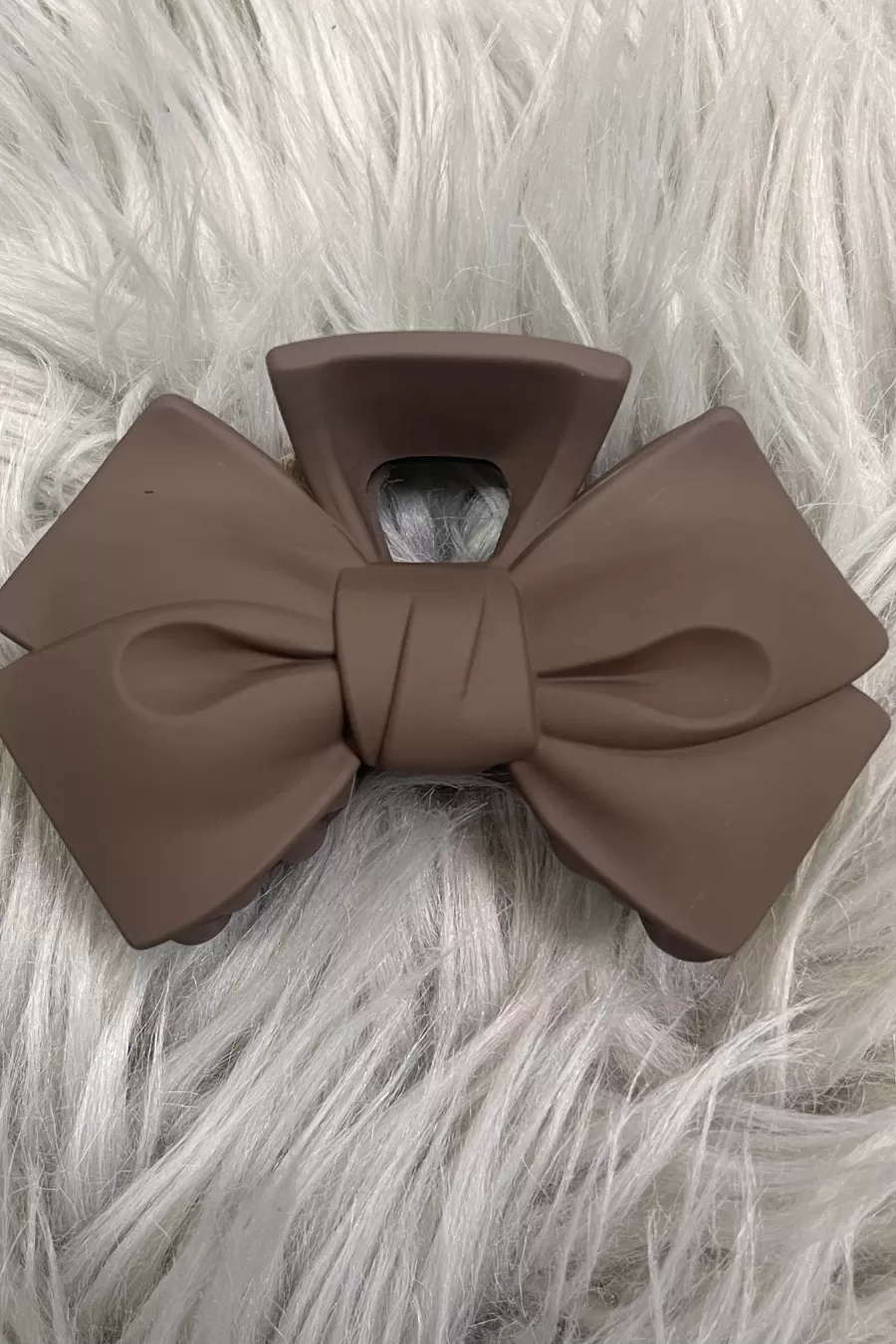 Britt Bow Claw Clip