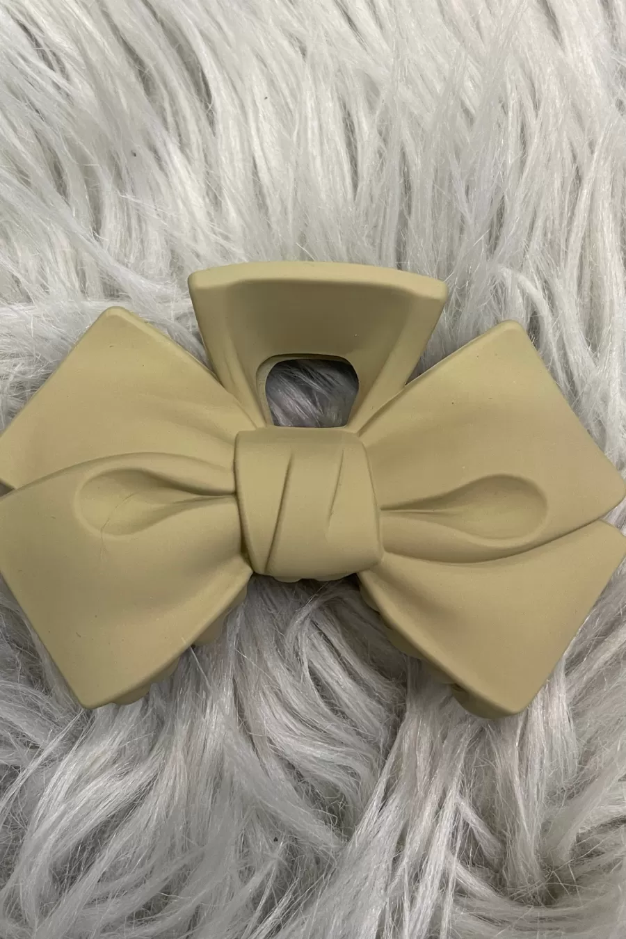 Britt Bow Claw Clip