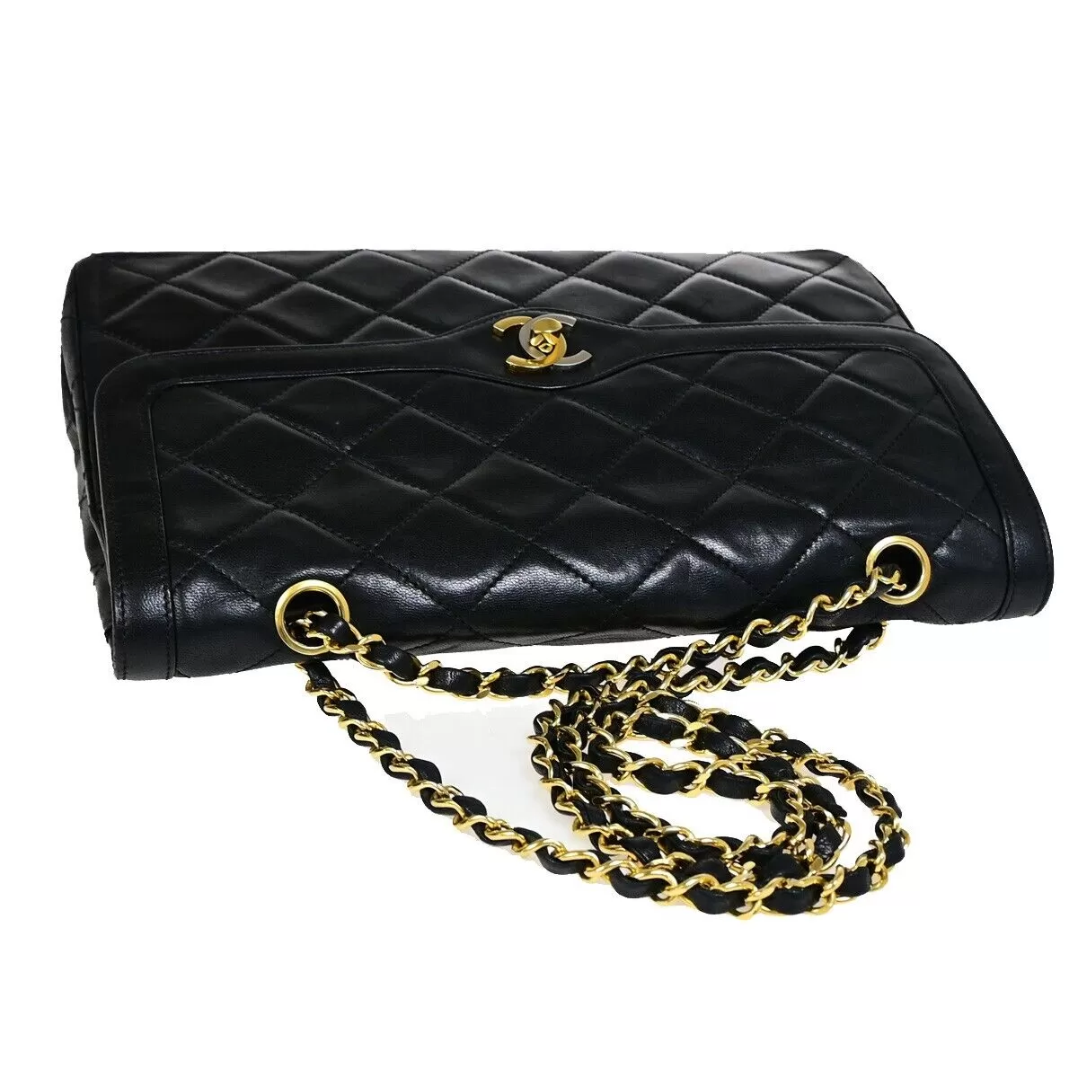 Chanel Matelassé  Leather Shoulder Bag (Pre-Owned)