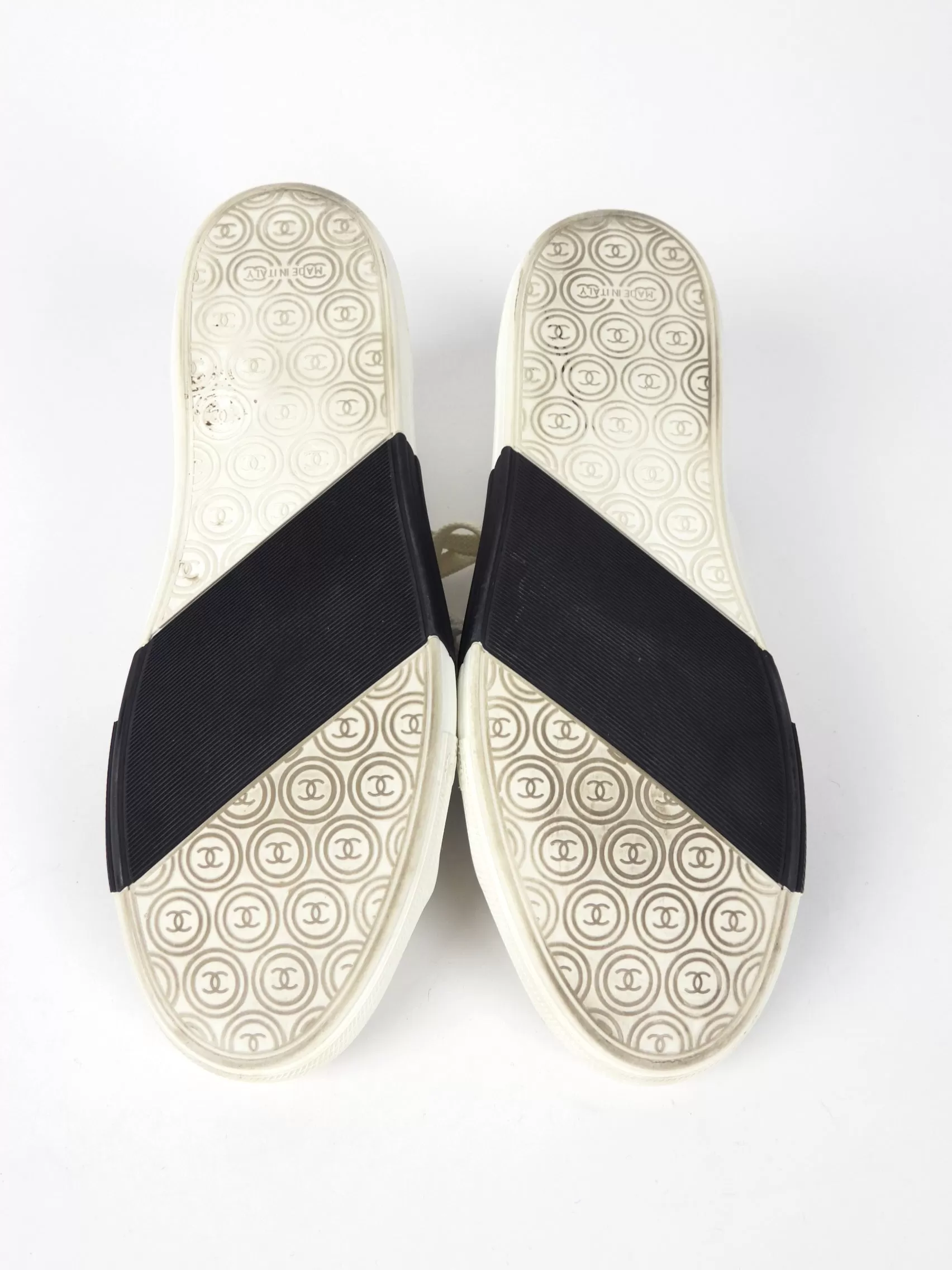 Chanel White and Black Stripe Canvas Flat Sneakers - 36