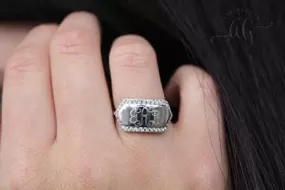 CZ Rimmed Engraved Bar Ring