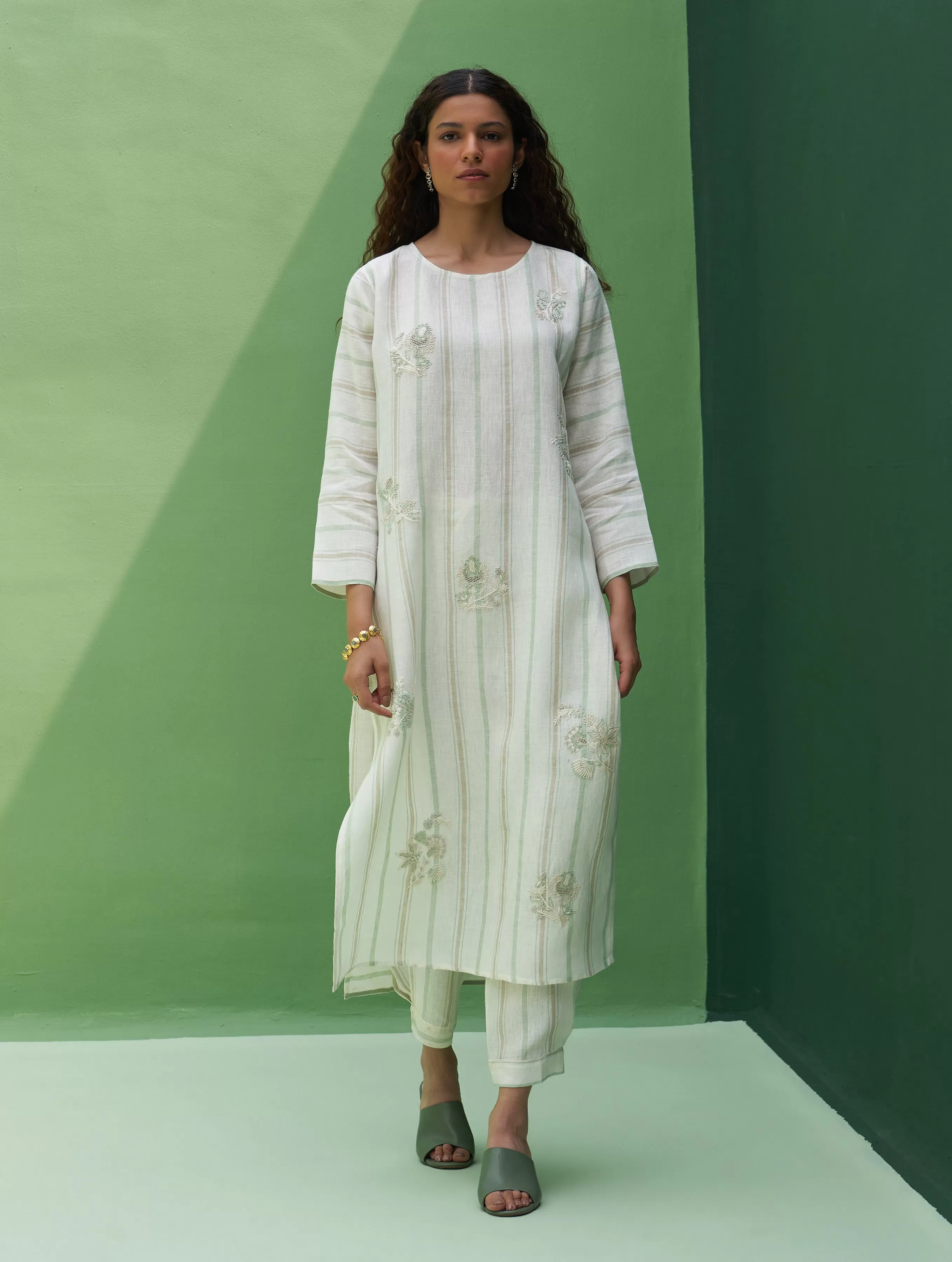 Eiko Striped Linen Kurta Set - Mint