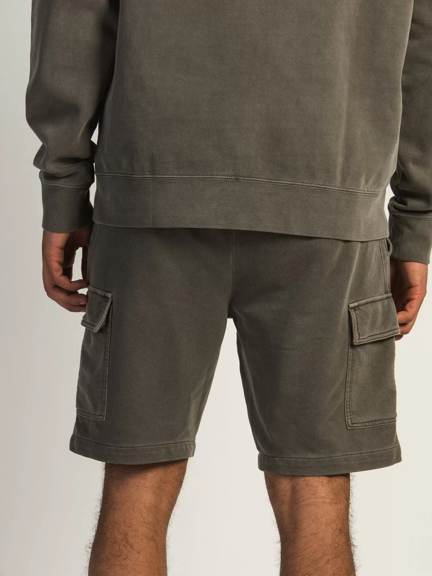 KOLBY GARMENT DYE FRENCH TERRY CARGO SHORT - IRON