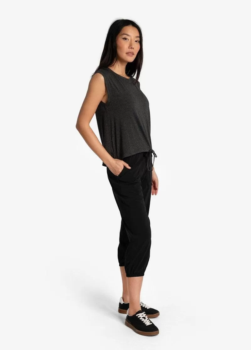 Olivie Crop pant in Black