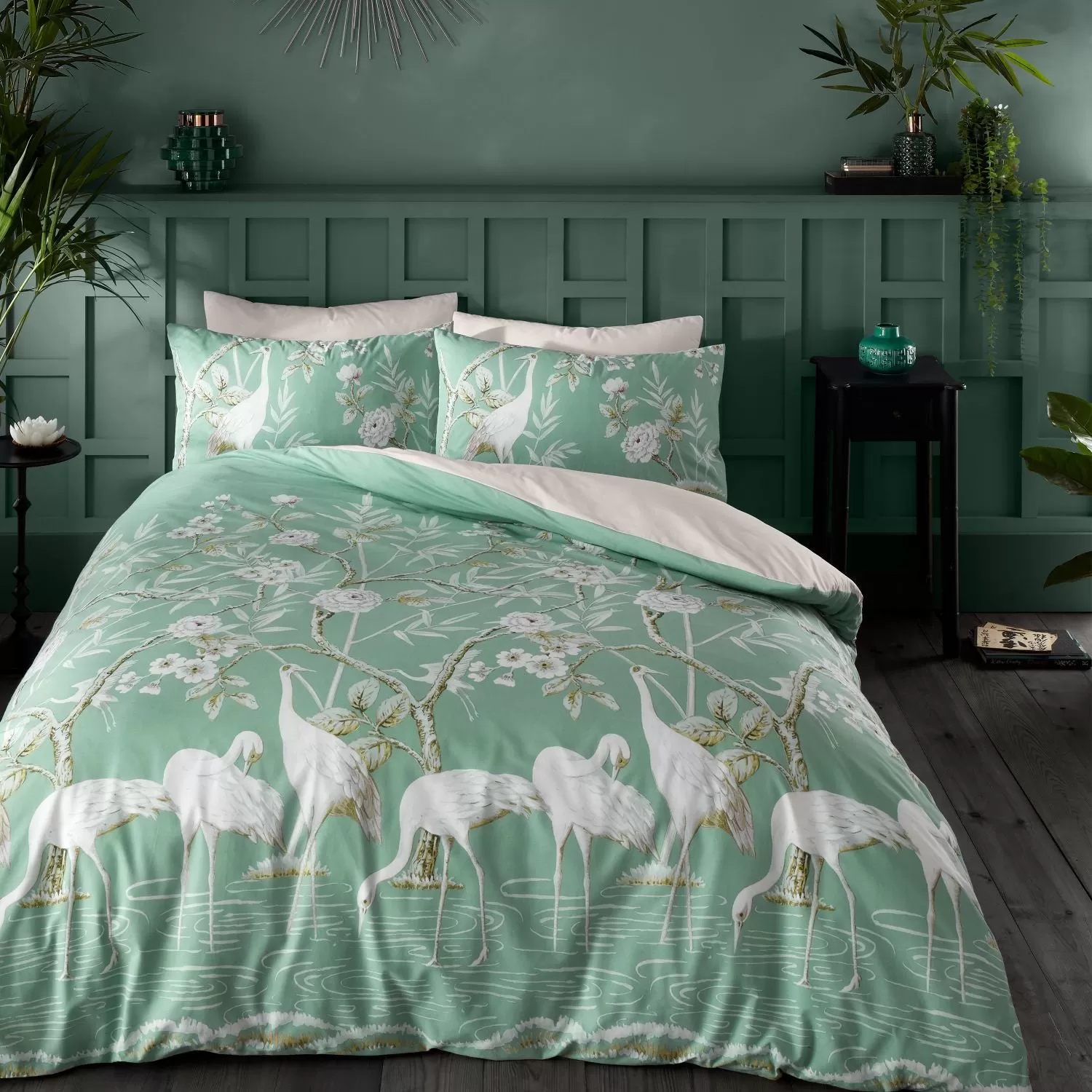 Painted Storks Cotton Duvet Cover Set - Natural / Green