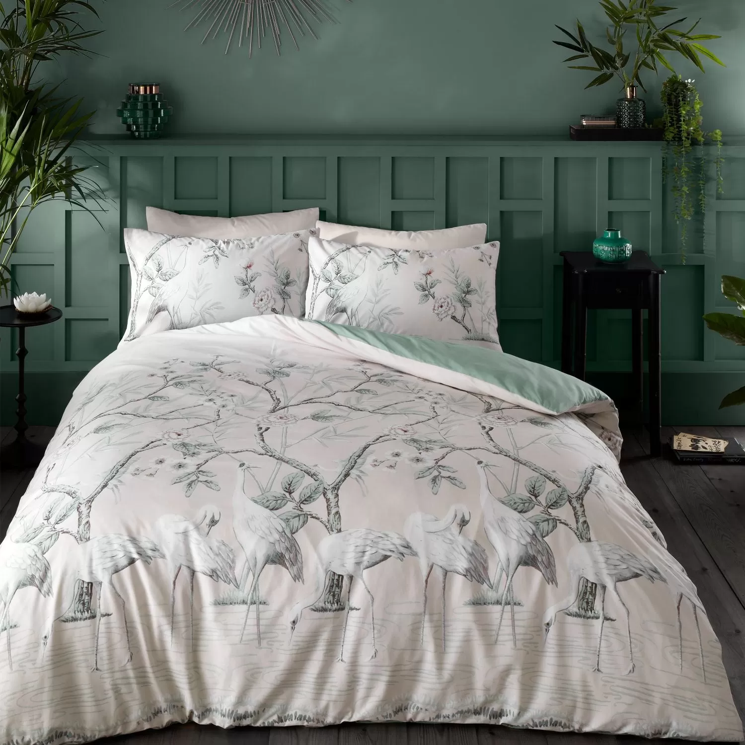 Painted Storks Cotton Duvet Cover Set - Natural / Green