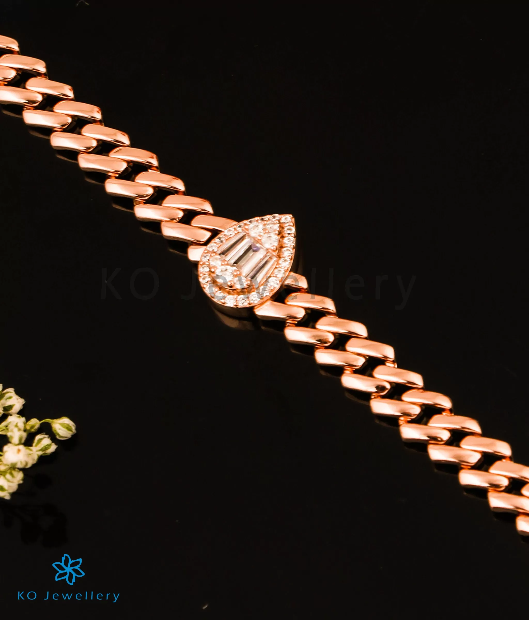 The Linked Solitaire Silver Rose-gold Bracelet