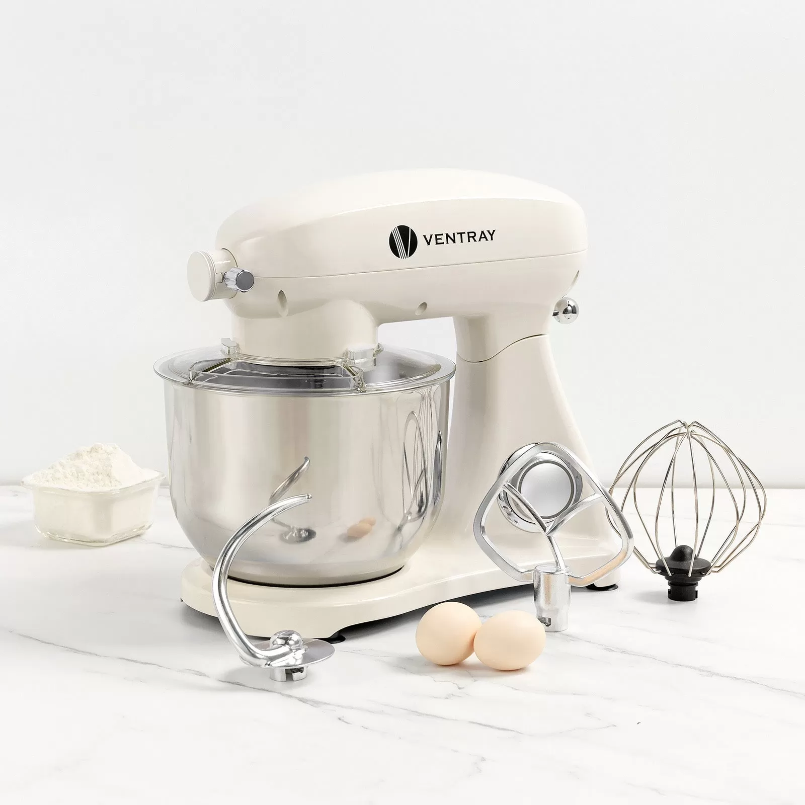 Tilt-Head Stand Mixer w/ Attachment Hub SM600