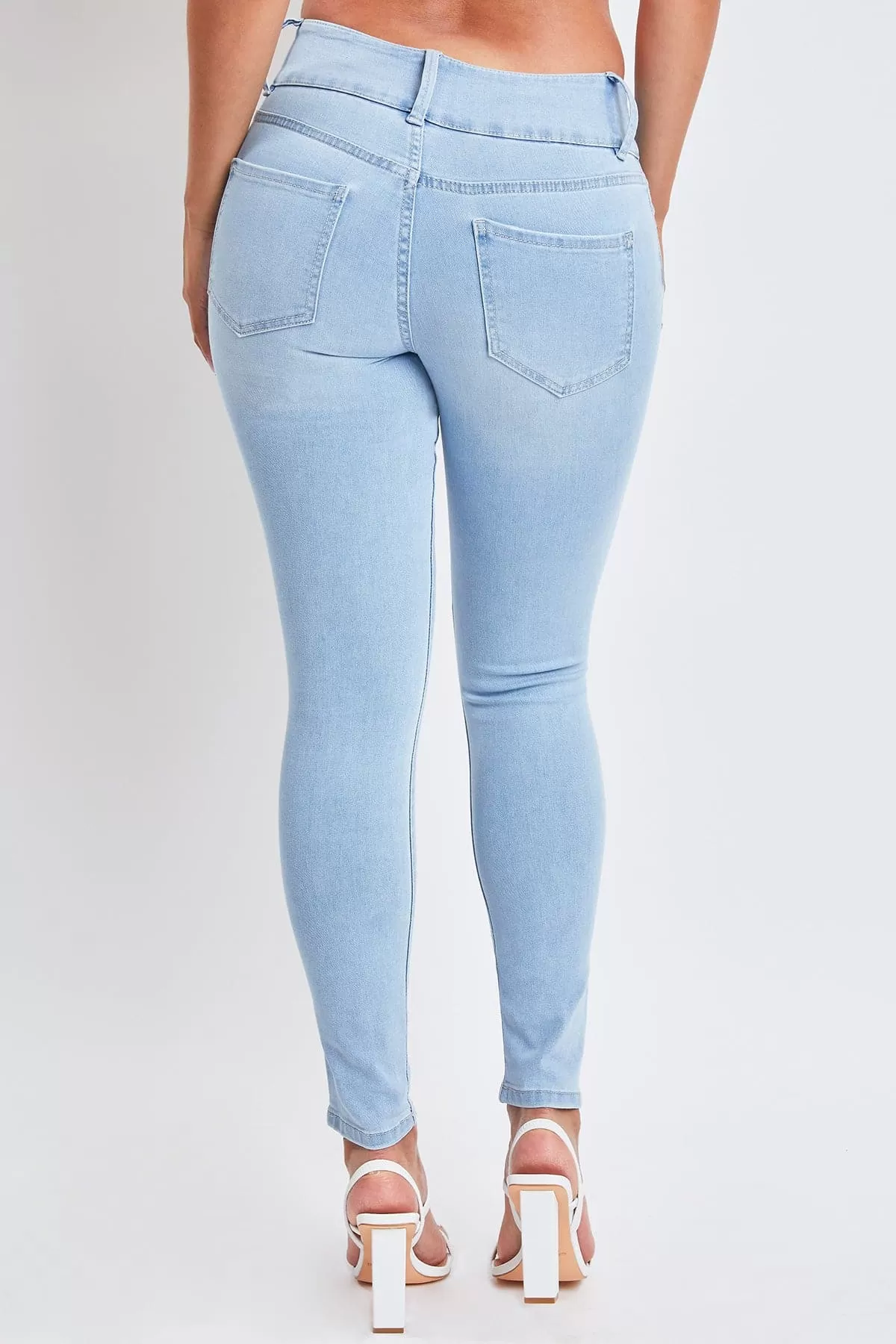 Women's Essential 3 Button Skinny Jeans